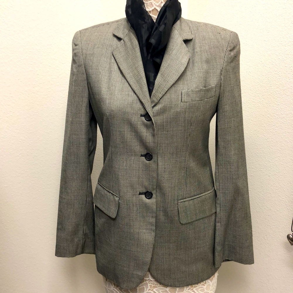 Vintage Brooks Brothers Houndstooth blazer.